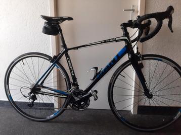 Giant Defy 0 maat M Versnellingen 3x10 beschikbaar voor biedingen