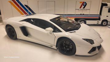 Pocher Lamborghini Aventador LP 700-4 Bianco Isis 1/8 beschikbaar voor biedingen