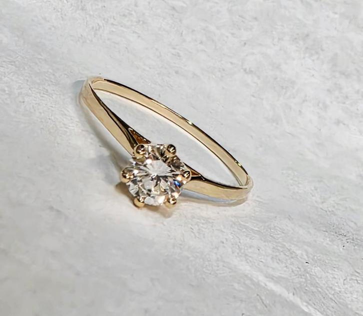 Solitaire ring met diamant 0,43 kt H/VVS2, Sieraden, Tassen en Uiterlijk, Ringen, Zo goed als nieuw, Dame, 17 tot 18, Goud, Goud