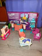 Barbie vintage living room woonkamer meubels met doos mattel, Verzamelen, Poppen, Ophalen of Verzenden, Gebruikt, Accessoires
