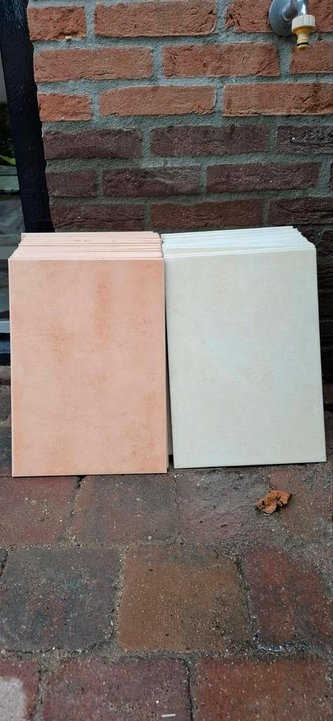 Villeroy & Boch tegels 25cmx35cm terra zalm gebroken wit, Doe-het-zelf en Verbouw, Tegels, Zo goed als nieuw, Wandtegels, Keramiek