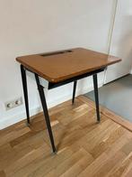 Vintage schoolbankje / schooltafeltje, Kinderen en Baby's, Kinderkamer | Tafels en Stoelen, Ophalen, Gebruikt, Tafel(s)