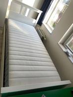 Ikea Hemnes 1-persoonsbed met matras en lattenbodem, Huis en Inrichting, Ophalen, Gebruikt, 90 cm, Eenpersoons