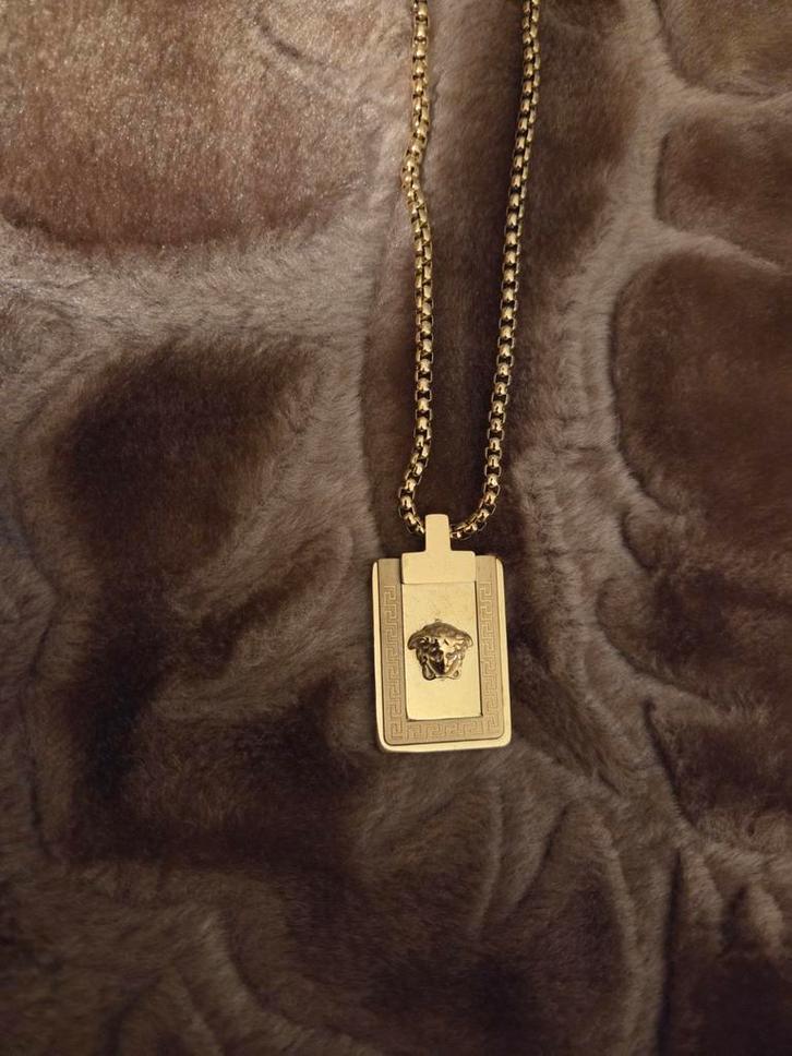 Versace Ketting - RVS, Sieraden, Tassen en Uiterlijk, Kettingen, Nieuw, Overige materialen, Goud, Met hanger, Ophalen of Verzenden