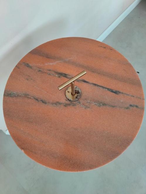 Bepurehome Paddle bijzettafel marmer met  antique brass, Huis en Inrichting, Tafels | Bijzettafels, Gebruikt, Rond, Minder dan 55 cm