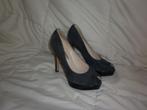 pumps maat 37,5 met hoge hakken merk :Guglielmo Rotta, Kleding | Dames, Schoenen, Pumps, Zwart, Ophalen of Verzenden, Gedragen