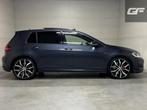 Volkswagen Golf 2.0 TSI GTI Performance Pano Virtual Sfeer T, Auto's, Blauw, 1337 kg, 245 pk, Bedrijf