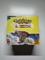 Pokemon Evolving Skies Booster Box, Hobby en Vrije tijd, Verzamelkaartspellen | Pokémon, Ophalen of Verzenden, Zo goed als nieuw