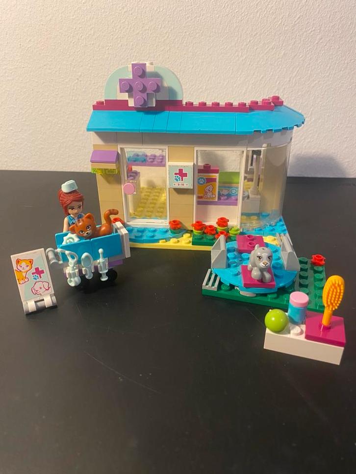 LEGO friends dierenkliniek, Kinderen en Baby's, Speelgoed | Duplo en Lego, Gebruikt, Lego, Ophalen of Verzenden