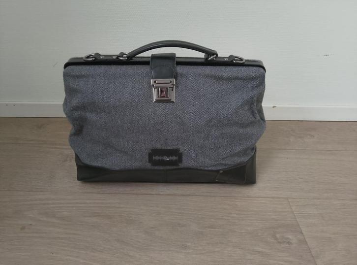 Shelby Brothers Orange Fire Urban Bozz tweed dokterstas, Sieraden, Tassen en Uiterlijk, Tassen | Schooltassen, Gebruikt, Aktetas of Boekentas