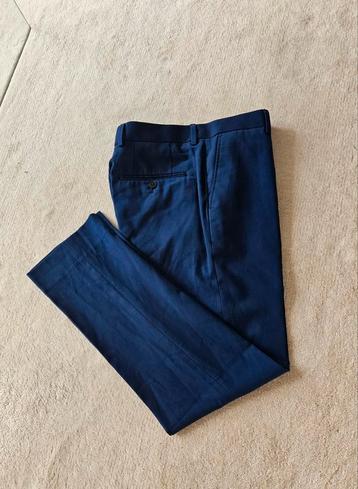 Als nieuw  WE pantalon m. 46 blauw beschikbaar voor biedingen