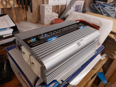 HQ omvormer 1000W  12V, Watersport en Boten, Bootonderdelen, Gebruikt