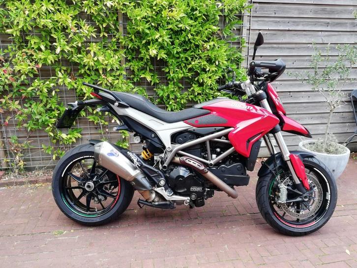 Ducati Hyperstrada - Hypermotard 821 (zeer netjes, 2e eig), Motoren, Motoren | Ducati, Particulier, Ophalen