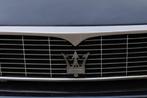 Vintage logo, grill logo, auto embleem van Maserati., Ophalen of Verzenden, Gebruikt, Auto's
