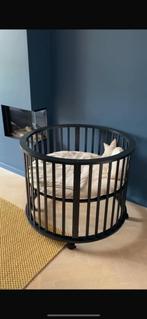 Europe ronde zwarte box, Kinderen en Baby's, Boxen, Ophalen, Zo goed als nieuw, Rond, Wieltjes