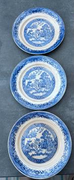 Blauw met witte onderborden, Ophalen of Verzenden