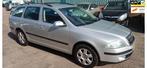 Skoda Octavia Combi 1.6 MPI Elegance AIRCO Rijdt super, Voorwielaandrijving, Gebruikt, 4 cilinders, Handgeschakeld