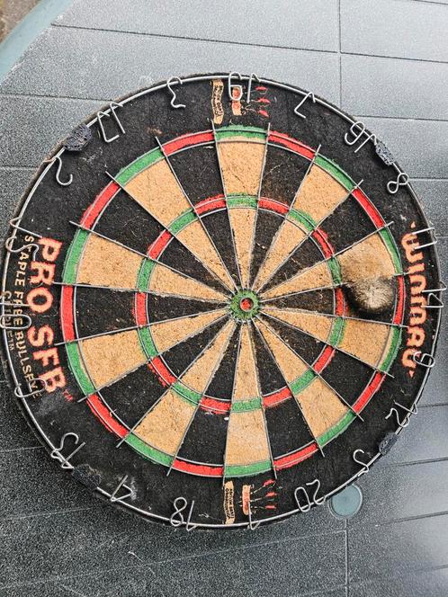 Winmau Pro SFB Dartbord - Gebruikt, Sport en Fitness, Darts, Gebruikt, Dartbord, Ophalen