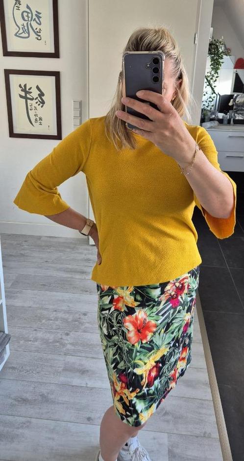 Okergeel Truitje - HEMA - Maat S || Driekwart mouw, Kleding | Dames, Tops, Zo goed als nieuw, Maat 36 (S), Geel, Korte mouw, Ophalen of Verzenden