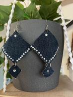 Oorbellen jeans strass blauw ruitvorm, Overige materialen, Info@kinderworkshops-petra-dongen.nl, Blauw, Past Gillisstraat