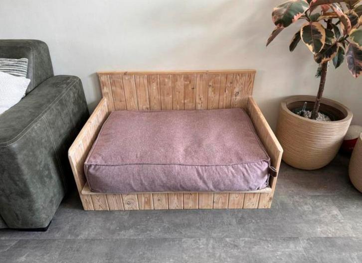 Hondenbed met opbergruimte incl orthopedisch matras, Dieren en Toebehoren, Hondenmanden, Zo goed als nieuw, Ophalen