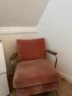 Roze fluwelen fauteuil met houten armleuningen, Huis en Inrichting, Fauteuils, Ophalen, Gebruikt, Minder dan 75 cm, Stof