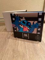 Disney Stitch Crashes album + alle pins!, Nieuw, Overige typen, Ophalen of Verzenden, Overige figuren
