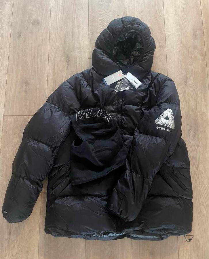 Palace Balaclava Puffa - Zwarte Winterjas, Kleding | Heren, Jassen | Winter, Nieuw, Maat 56/58 (XL), Zwart, Ophalen of Verzenden