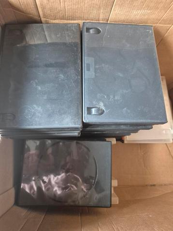 Dvd hoesjes leeg meer dan 50 stuks beschikbaar voor biedingen