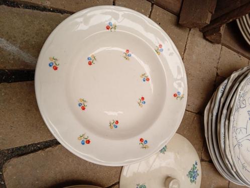 4 diepe borden P REgout kleine bloempjes, Antiek en Kunst, Antiek | Servies los, Ophalen of Verzenden