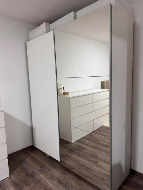 Schuifdeur kledingkast hoogglans met spiegel, Huis en Inrichting, Kasten | Kledingkasten, Zo goed als nieuw, 200 cm of meer, 50 tot 75 cm