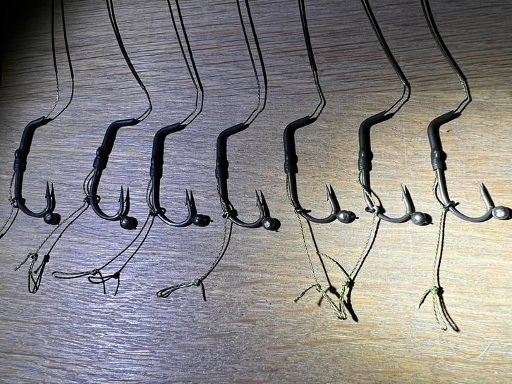 WK kniptool & knikje + kant en klare rigs, Watersport en Boten, Hengelsport | Karpervissen, Zo goed als nieuw, Haak, Ophalen of Verzenden