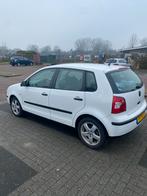 Volkswagen Polo 1.4 2003 nieuwe ketting / APK Airco cruise, Auto's, Voorwielaandrijving, 15 km/l, 4 cilinders, Overige bekleding
