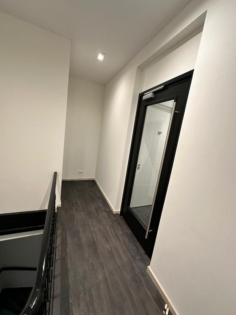 Schilder Den Haag – snel beschikbaar, Garantie, Behangen