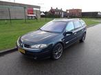 Renault Laguna Grand Tour 3.0 V6 Initiale, Laguna, 2946 cc, 650 kg, Parkeersensor