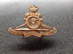 British Army  - Royal Artillery  Officers Cap Badge 64x45mm, Verzamelen, Ophalen of Verzenden, Landmacht, Engeland, Embleem of Badge