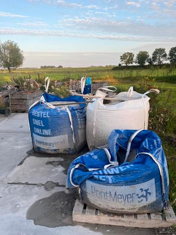 Metselzand 3,5 kuub beschikbaar voor biedingen