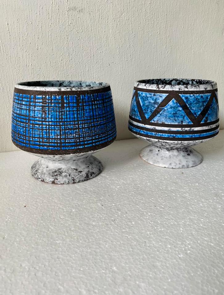 Keramiek Strehla bloempotten (2) jaren 70, Tuin en Terras, Bloempotten, Gebruikt, Aardewerk, Binnen, Minder dan 40 cm, Minder dan 25 cm