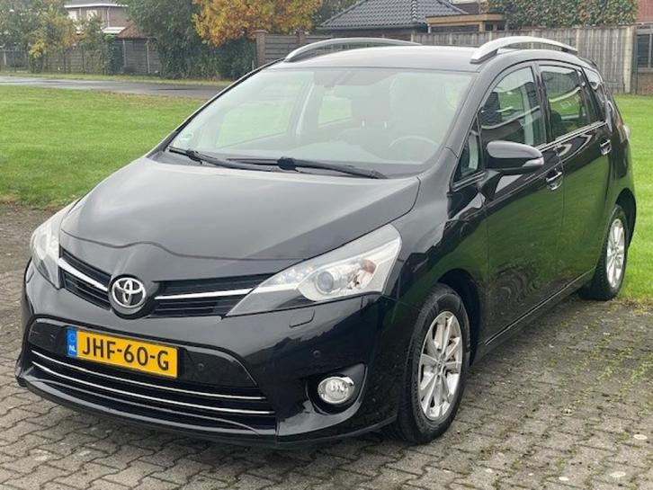 Toyota VERSO 1.8 VVT-I Business / 7-Zits/ ECC/ Navi/ Cruise/, Auto's, Toyota, Bedrijf, Verso, ABS, Airbags, Bluetooth, Boordcomputer