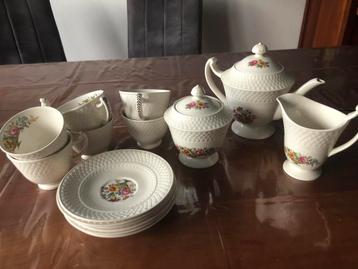 Spode’s Mansard theeservies – 15-delig vintage porselein beschikbaar voor biedingen