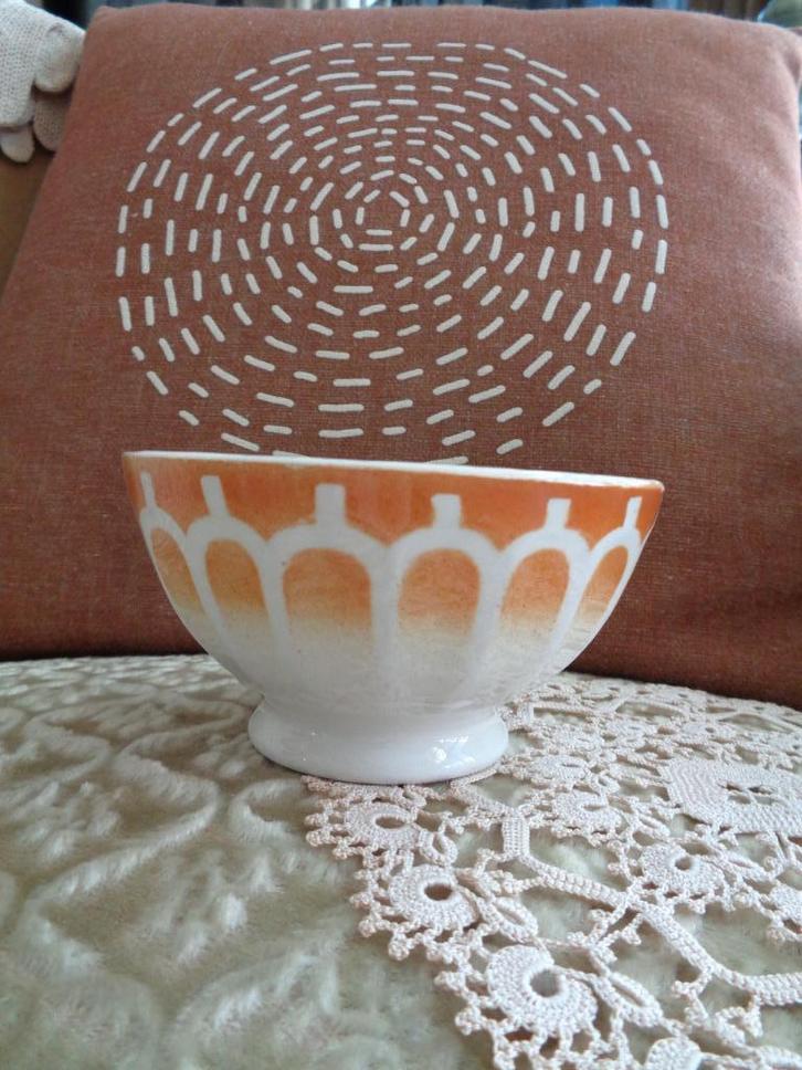 Brocante Franse Spoelkom Geel / Wit Facet ** Mimosa **, Antiek en Kunst, Antiek | Servies los, Ophalen of Verzenden