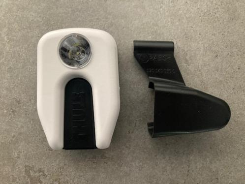 Thule dakkofferlamp | box light 6951, Auto diversen, Dakkoffers, Ophalen of Verzenden