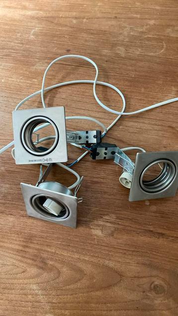 3 inbouw spots gu10. Kantelbaar beschikbaar voor biedingen