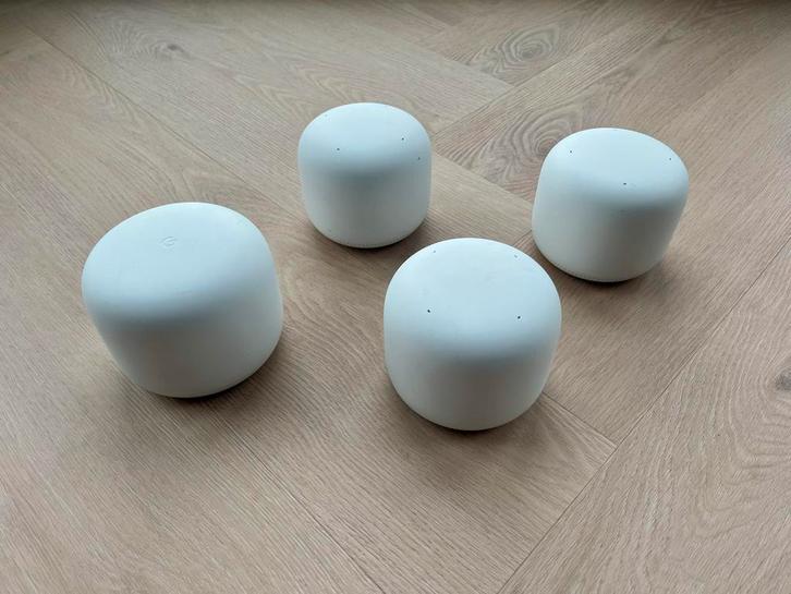 Google Nest Wifi Set Mesh met router en 3 wifi punten., Computers en Software, WiFi-versterkers, Zo goed als nieuw, Ophalen of Verzenden