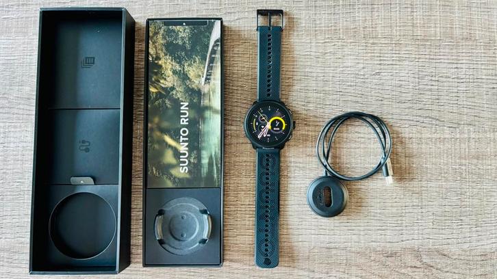 SUUNTO RUN - NIEUW!!, Sieraden, Tassen en Uiterlijk, Sporthorloges, Nieuw, Android, Zwart, Ophalen of Verzenden