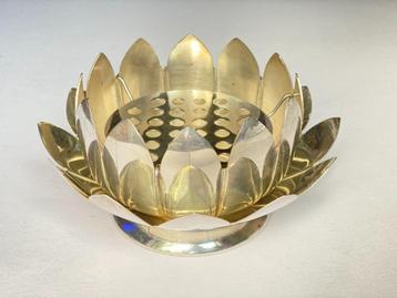 Vintage Reed & Barton Zilveren Lotusbloemschaal met Bloemenk beschikbaar voor biedingen