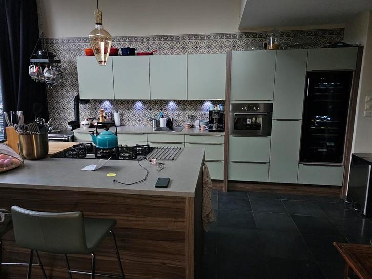 Complete keuken - zo goed als nieuw - afbreken en meenemen, Huis en Inrichting, Keuken | Complete keukens, Zo goed als nieuw, Enkelwandige keuken