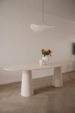 Travertin Eettafel Elips blad met konische poten, Ophalen, Nieuw, 50 tot 100 cm, Vijf personen of meer