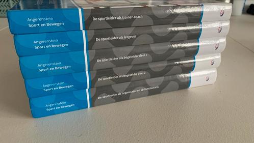 Complete pakket schoolboeken Sport & Bewegen, Boeken, Schoolboeken, Zo goed als nieuw, Overige niveaus, Ophalen