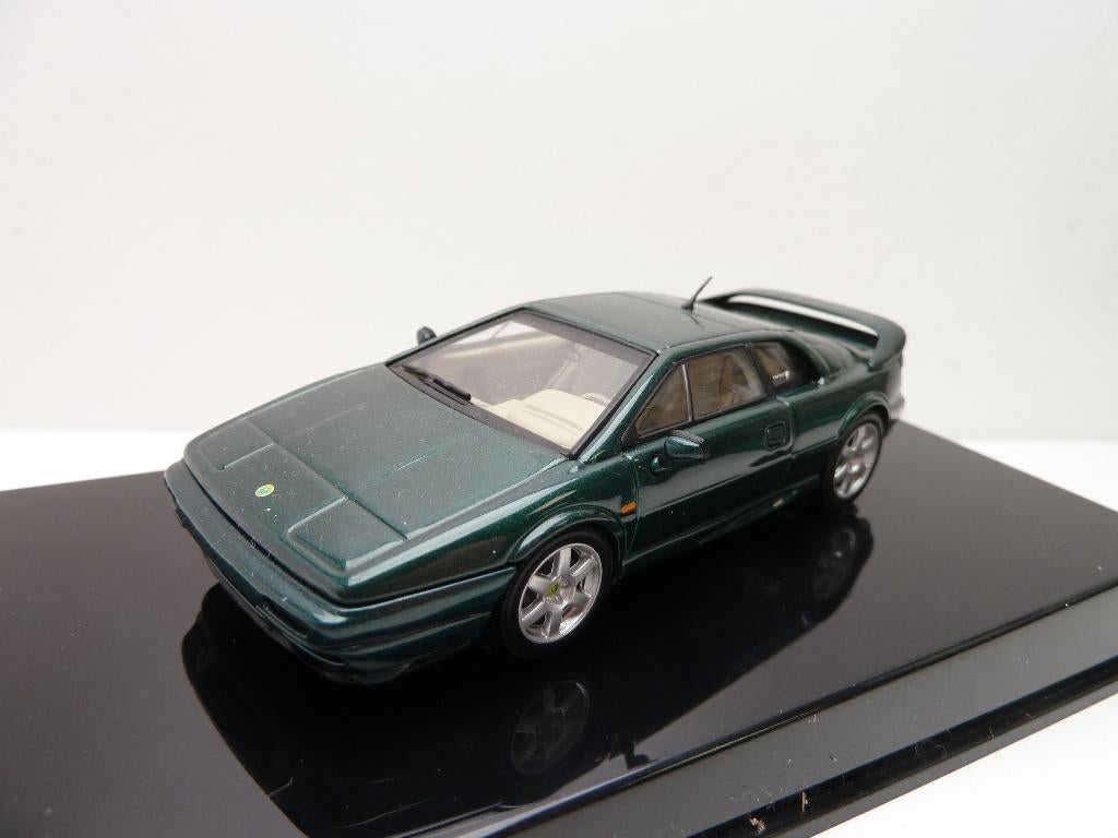 Lotus Esprit V8  1996  '' AutoArt '', Ophalen of Verzenden, Zo goed als nieuw, Auto, Overige merken